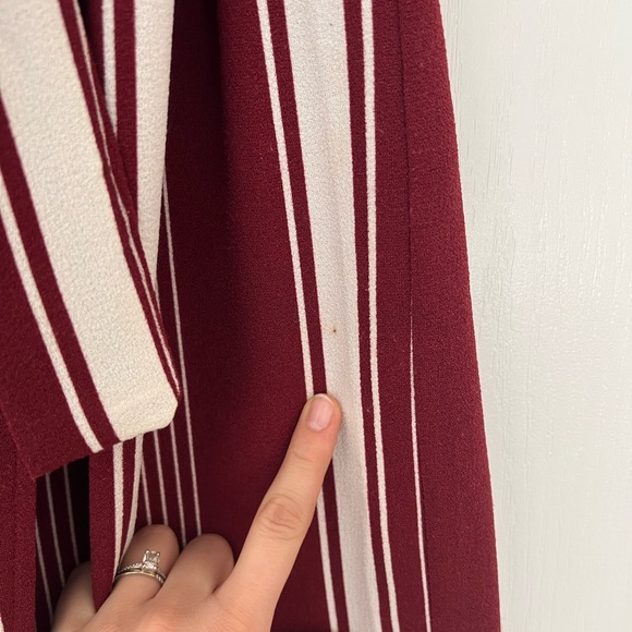 LOVERS + FRIENDS Burgundy Striped Midi Flutter Short Sleeve Wrap Dress Size M - Picture 7 of 8